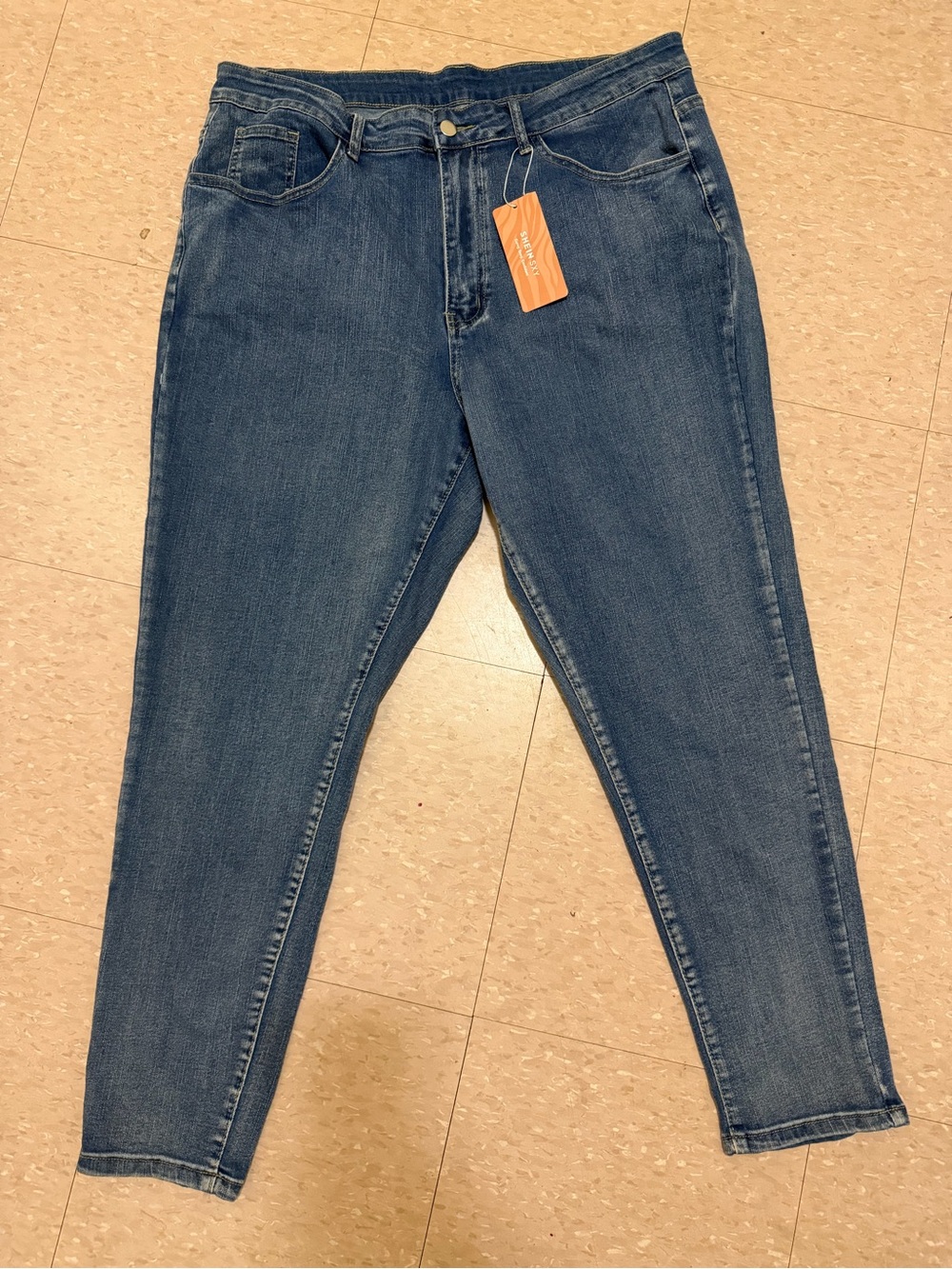 SHEIN Blue Straight Leg Jeans